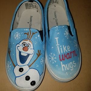 Hand painted toddler Olaf shoes